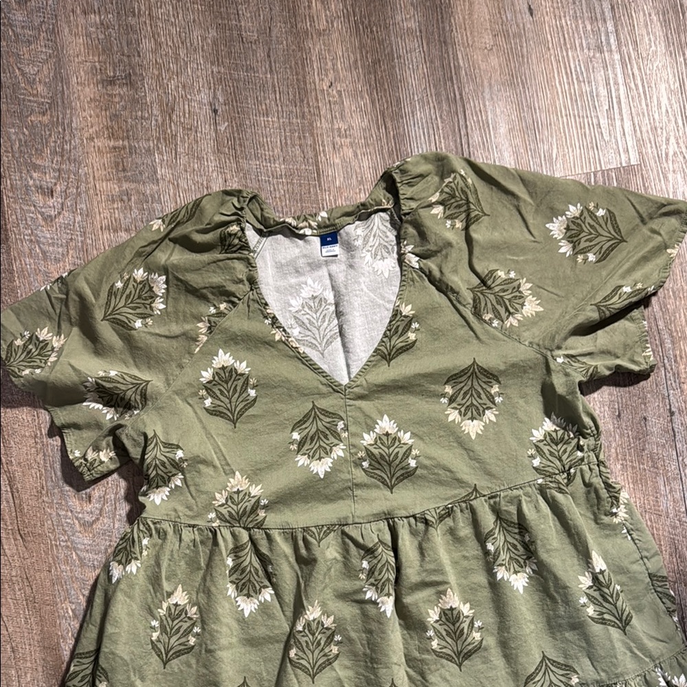 Old Navy Green Floral Casual Dress - Picture 3 of 8